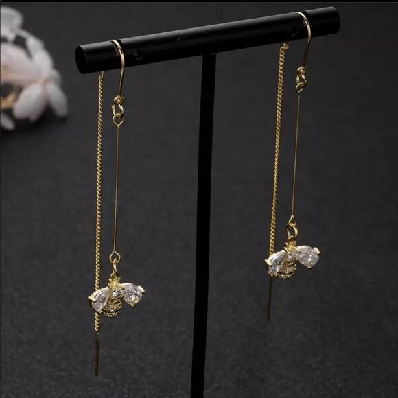 Bee Tassel Earrings Godl Plated - Picture 1 of 5